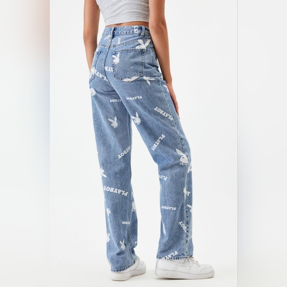 Playboy 90s high rise boyfriend Jeans - Picture 3 of 14